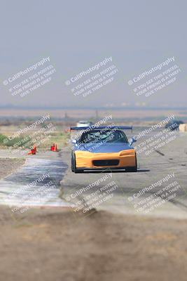 media/Sep-20-2025-Extreme Speed (Sat) [[1fcc23683c]]/Orange (Mid Intermediate)/Session 2 (Sunrise)/